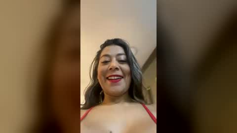 Snapshot of candy_queen81 chatting on July 3, 10:10 am candy_queen81 online show from July 3, 10:10 am