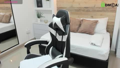 CANDY online show from November 8, 7:23 pm