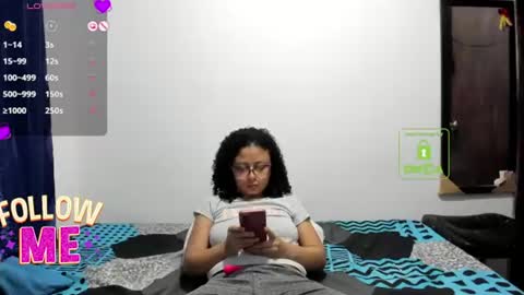 Snapshot of candy_val chatting on June 30, 5:08 am candy_val online show from June 30, 5:08 am