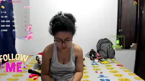Snapshot of candy_val chatting on July 22, 6:05 am candy_val online show from July 22, 6:05 am