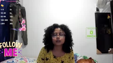 Snapshot of candy_val chatting on August 2, 6:45 am candy_val online show from August 2, 6:45 am