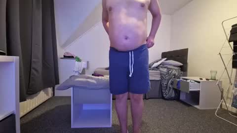 Snapshot of candyboy666 chatting on December 25, 10:59 pm Candy Boy online show from December 25, 10:59 pm