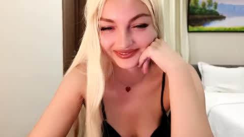 candycathc online show from June 23, 1:20 pm
