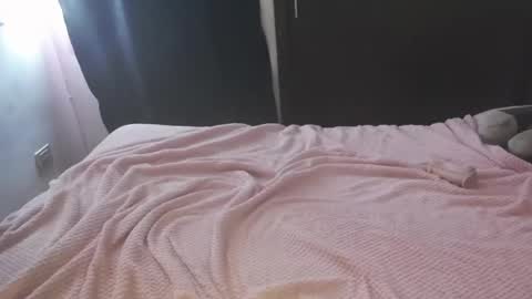 Snapshot of candyceeh chatting on April 18, 7:58 pm Candy online show from April 18, 7:58 pm