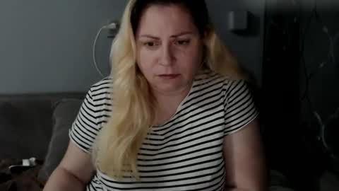 Laura online show from September 16, 4:52 pm