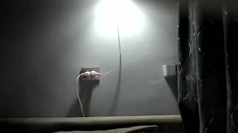 Laura online show from October 24, 4:36 pm