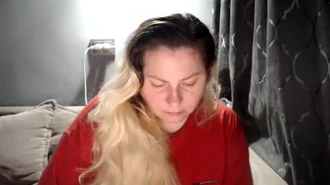 Laura online show from February 24, 4:49 pm