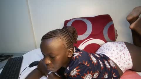 candycurly_ online show from February 5, 12:53 am