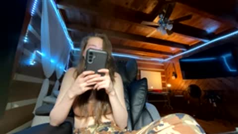 CandyGirl online show from March 11, 7:58 am