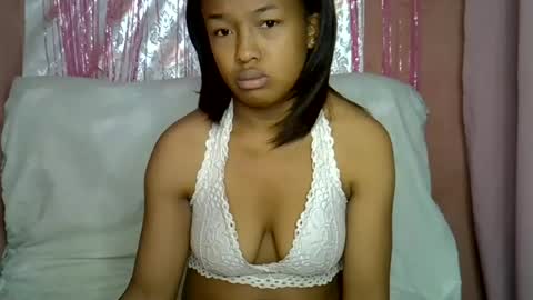 Snapshot of candyh0 chatting on July 13, 5:43 am candyh0 online show from July 13, 5:43 am