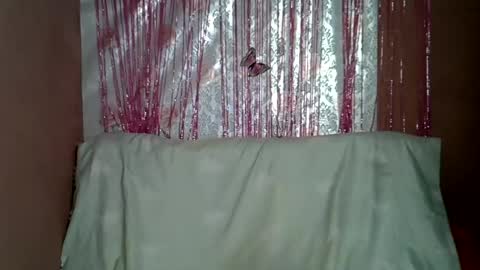 Snapshot of candyh0 chatting on July 28, 8:52 pm candyh0 online show from July 28, 8:52 pm
