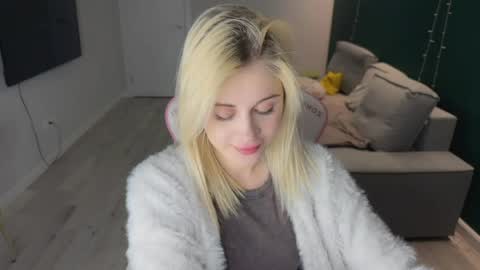 You can call me HH online show from April 22, 6:42 pm