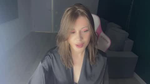 Snapshot of candyhannah chatting on May 16, 6:07 pm You can call me HH online show from May 16, 6:07 pm