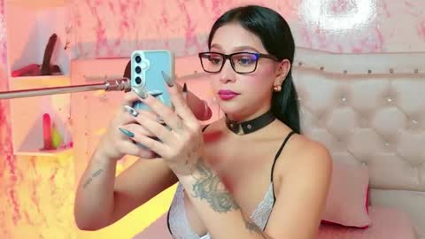 Snapshot of candykissx chatting on June 7, 2:16 am Scarlet online show from June 7, 2:16 am