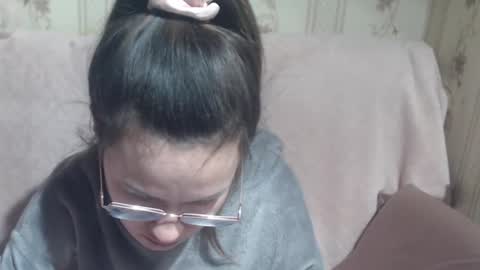 say meow and send tip  online show from March 13, 4:35 pm