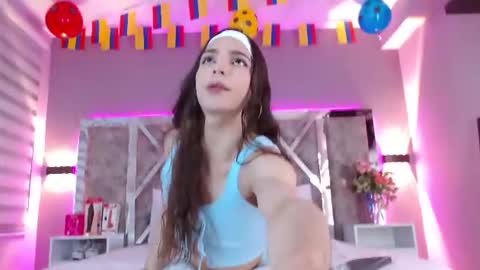 candyluxury_ online show from June 12, 12:15 pm