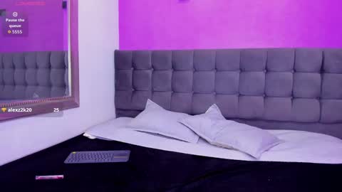 Snapshot of candypoppyy77 chatting on October 3, 10:29 pm Candypoppyy77 online show from October 3, 10:29 pm