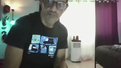 Snapshot of candyqueenkush69 chatting on May 31, 10:11 pm CandyQueenkush69 online show from May 31, 10:11 pm
