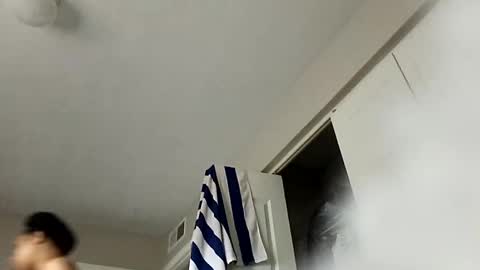 Snapshot of candyredxo2024 chatting on October 7, 3:42 pm candyredxo2024 online show from October 7, 3:42 pm