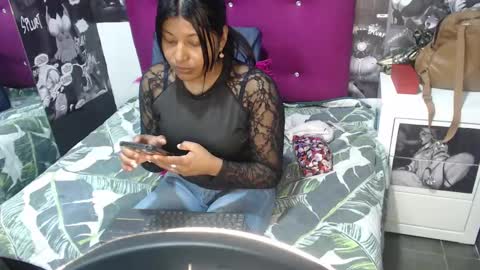 Canela online show from September 20, 7:37 pm