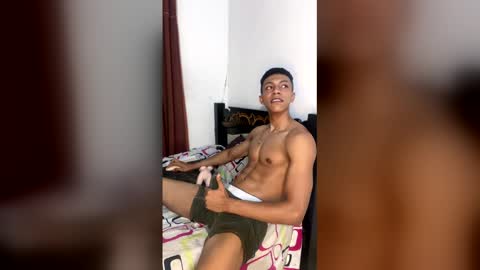 Snapshot of canelapasion444 chatting on February 26, 1:15 am Ivan online show from February 26, 1:15 am