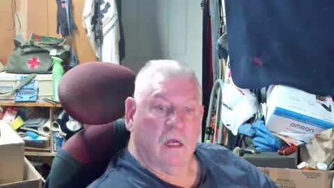 canoelicker69 online show from September 9, 4:50 pm