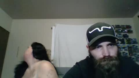 Snapshot of capandscar chatting on May 4, 5:31 pm capandscar online show from May 4, 5:31 pm