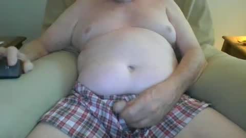 Snapshot of capecod21 chatting on December 20, 6:37 pm capecod21 online show from December 20, 6:37 pm