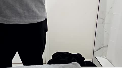 cappinrc8 online show from April 14, 5:46 am