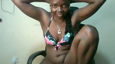 Snapshot of capriellah chatting on June 15, 6:32 pm capriellah online show from June 15, 6:32 pm