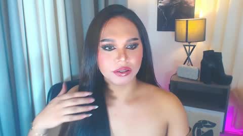 Snapshot of caprize_diva chatting on June 29, 1:56 am caprize_diva online show from June 29, 1:56 am