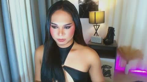 Snapshot of caprize_diva chatting on July 2, 1:49 am caprize_diva online show from July 2, 1:49 am
