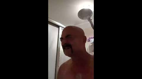 Snapshot of captaineros chatting on April 23, 1:24 pm Captain Eros online show from April 23, 1:24 pm