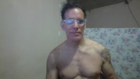 Snapshot of captainfox_ chatting on June 10, 2:01 am captainfox_ online show from June 10, 2:01 am