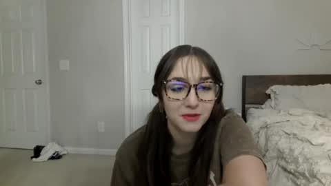 caraaawesley online show from March 5, 1:56 am