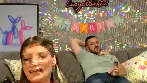 Snapshot of caraandcole chatting on May 3, 3:56 am Cara and Cole online show from May 3, 3:56 am