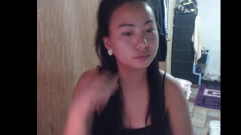 Snapshot of caramel_6974 chatting on June 4, 12:16 am Caramel online show from June 4, 12:16 am