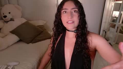Snapshot of caramel__ chatting on April 24, 11:18 pm Mara online show from April 24, 11:18 pm