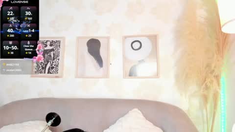 Snapshot of caramel_kiss_ chatting on June 20, 2:53 pm caramel_kiss_ online show from June 20, 2:53 pm