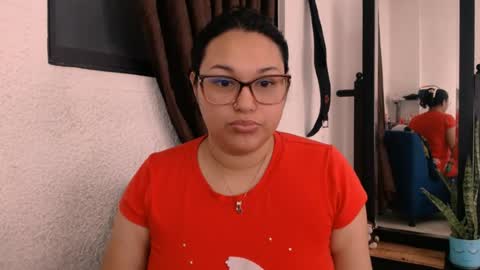 Snapshot of caramelo945256 chatting on June 15, 6:54 pm LILI online show from June 15, 6:54 pm
