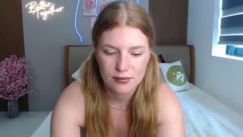 Snapshot of caramelstorm chatting on April 7, 3:18 am Lana online show from April 7, 3:18 am