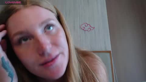 Snapshot of caramelstorm chatting on May 12, 3:25 am Lana online show from May 12, 3:25 am