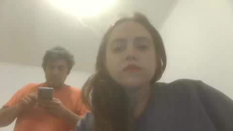 Snapshot of caravibugue chatting on December 8, 4:57 am caravibugue online show from December 8, 4:57 am