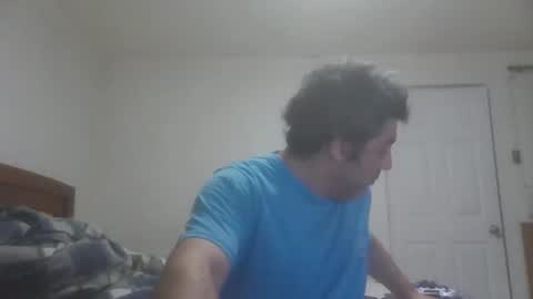 Snapshot of caravibugue chatting on November 24, 8:03 am caravibugue online show from November 24, 8:03 am