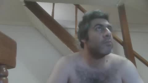 Snapshot of caravibugue chatting on November 26, 11:28 pm caravibugue online show from November 26, 11:28 pm