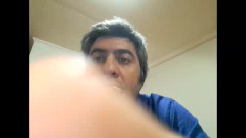 Snapshot of caravibugue chatting on May 27, 10:29 pm caravibugue online show from May 27, 10:29 pm