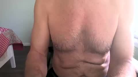 Snapshot of caressluving chatting on October 13, 7:14 pm Caressluving online show from October 13, 7:14 pm