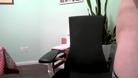 Caressluving online show from March 29, 5:07 am