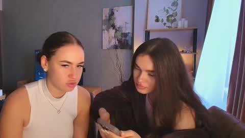 Snapshot of caressyourself chatting on November 26, 7:42 am caressyourself online show from November 26, 7:42 am