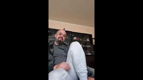 Snapshot of cari_sluga_svarsin chatting on May 20, 7:36 am cari_sluga_svarsin online show from May 20, 7:36 am